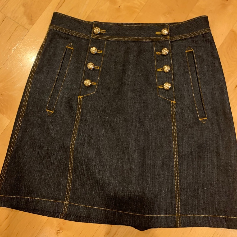 Authentic Burberry denim skirt size 6